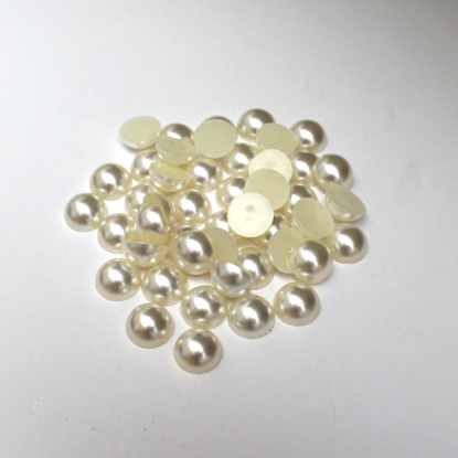 Picture of 202891-014 - Pearly Flat Beads - Cream 10mm
