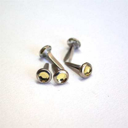 Picture of 6mm Yellow - Crystal Brads